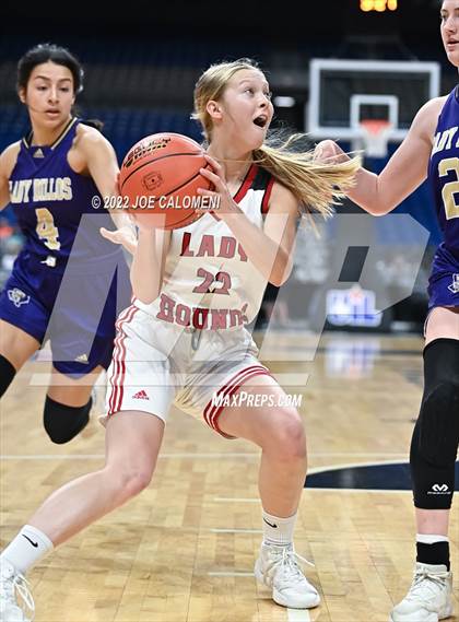Thumbnail 3 in Gruver vs San Saba (UIL 2A State Semifinal) photogallery.