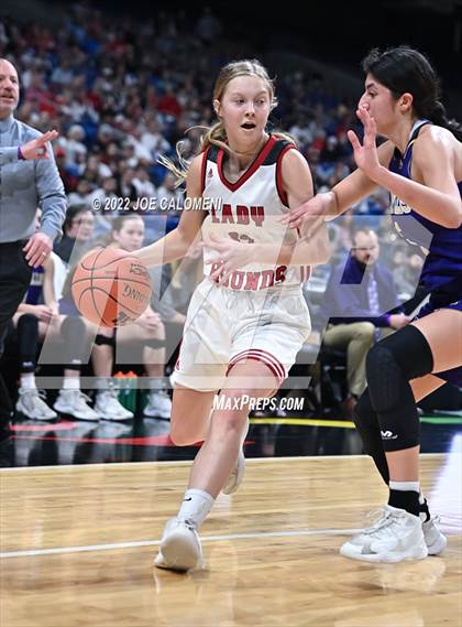 Thumbnail 2 in Gruver vs San Saba (UIL 2A State Semifinal) photogallery.