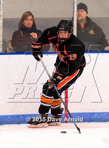 Thumbnail 3 in Kimball Union Academy vs Salisbury School (Flood-Marr Tournament) photogallery.