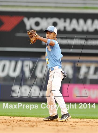 Thumbnail 2 in Beach Channel vs Bronx High School of Science (PSAL Class B Final) photogallery.