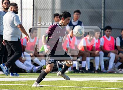 Thumbnail 3 in Davenport vs. Hidalgo (UIL Soccer Region IV 4A Division 1 Semifinal) photogallery.
