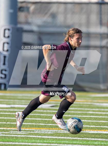 Thumbnail 3 in Davenport vs. Hidalgo (UIL Soccer Region IV 4A Division 1 Semifinal) photogallery.