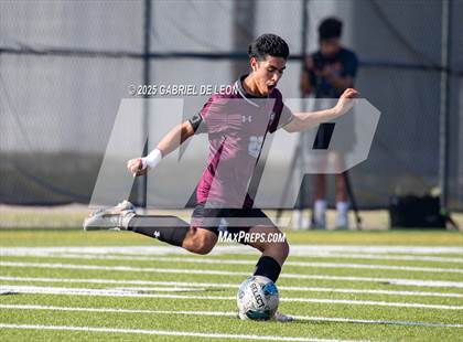 Thumbnail 3 in Davenport vs. Hidalgo (UIL Soccer Region IV 4A Division 1 Semifinal) photogallery.
