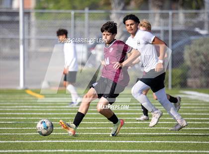 Thumbnail 1 in Davenport vs. Hidalgo (UIL Soccer Region IV 4A Division 1 Semifinal) photogallery.