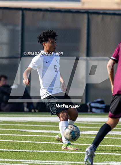 Thumbnail 3 in Davenport vs. Hidalgo (UIL Soccer Region IV 4A Division 1 Semifinal) photogallery.