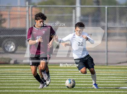Thumbnail 3 in Davenport vs. Hidalgo (UIL Soccer Region IV 4A Division 1 Semifinal) photogallery.