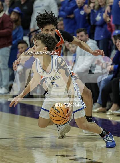 Thumbnail 2 in Quincy vs. Normal Community (IHSA 4A Sectional Championship) photogallery.