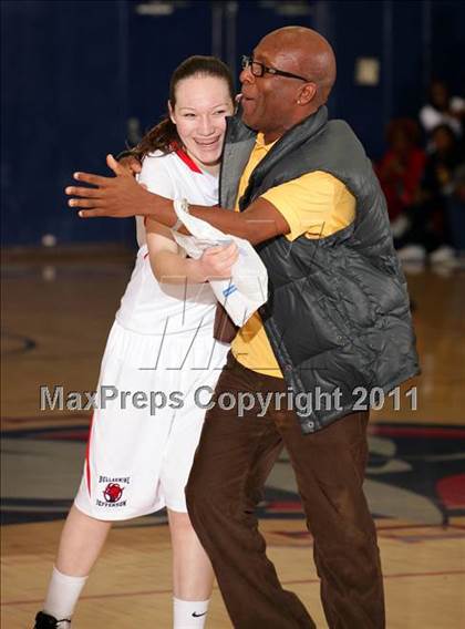 Thumbnail 3 in Bellarmine-Jefferson vs. Antelope Valley (CIF SS Playoffs) photogallery.