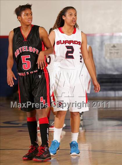 Thumbnail 3 in Bellarmine-Jefferson vs. Antelope Valley (CIF SS Playoffs) photogallery.