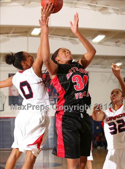 Thumbnail 1 in Bellarmine-Jefferson vs. Antelope Valley (CIF SS Playoffs) photogallery.