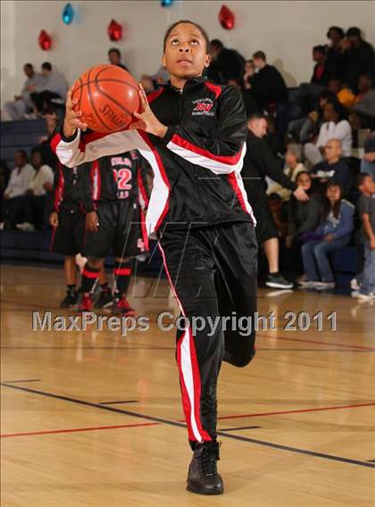 Thumbnail 1 in Bellarmine-Jefferson vs. Antelope Valley (CIF SS Playoffs) photogallery.
