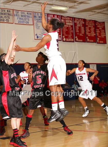 Thumbnail 3 in Bellarmine-Jefferson vs. Antelope Valley (CIF SS Playoffs) photogallery.