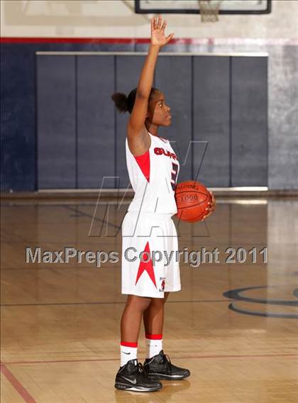 Thumbnail 2 in Bellarmine-Jefferson vs. Antelope Valley (CIF SS Playoffs) photogallery.