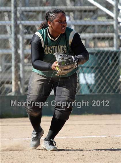 Thumbnail 1 in Center vs. Monterey Trail (Victory Pre-Season T.O.C.) photogallery.