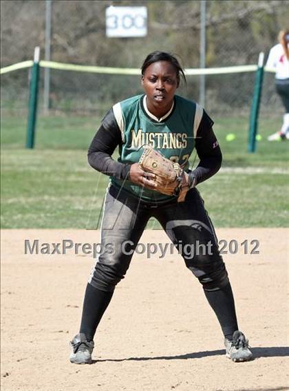 Thumbnail 1 in Center vs. Monterey Trail (Victory Pre-Season T.O.C.) photogallery.