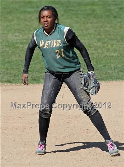 Thumbnail 1 in Center vs. Monterey Trail (Victory Pre-Season T.O.C.) photogallery.