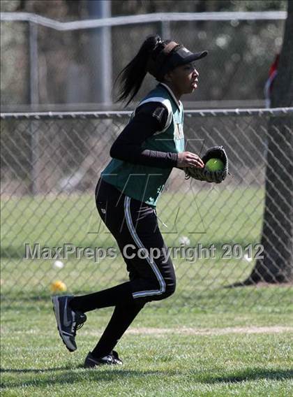 Thumbnail 1 in Center vs. Monterey Trail (Victory Pre-Season T.O.C.) photogallery.