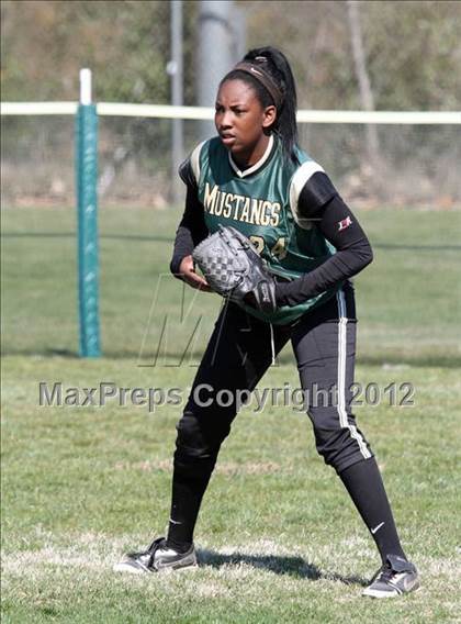 Thumbnail 1 in Center vs. Monterey Trail (Victory Pre-Season T.O.C.) photogallery.