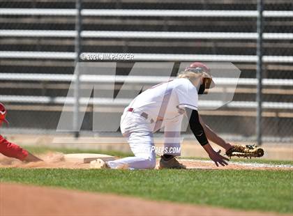 Thumbnail 1 in Belton vs. Austin (AISD Tournament) photogallery.