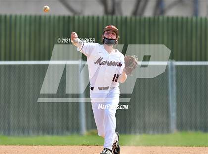 Thumbnail 1 in Belton vs. Austin (AISD Tournament) photogallery.