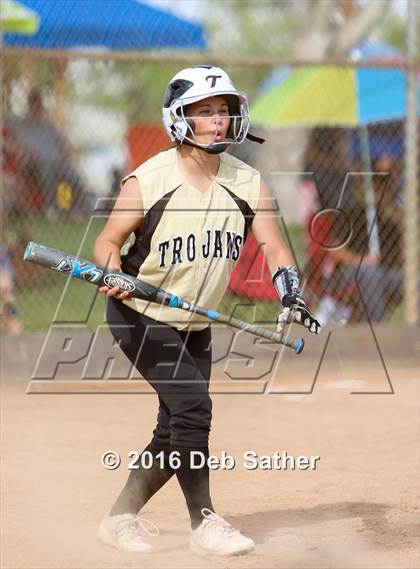 Thumbnail 3 in Aquinas vs Yucca Valley photogallery.