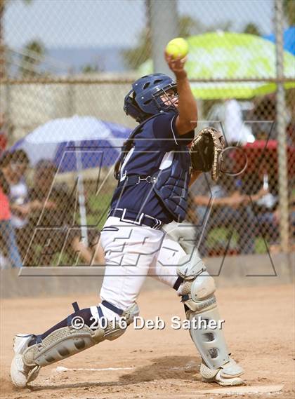 Thumbnail 2 in Aquinas vs Yucca Valley photogallery.