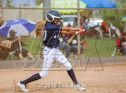 Thumbnail 3 in Aquinas vs Yucca Valley photogallery.