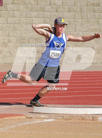Thumbnail 2 in SacTown Races (Triple Jump and Shot Put) photogallery.