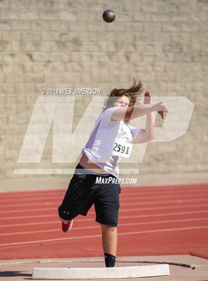 Thumbnail 1 in SacTown Races (Triple Jump and Shot Put) photogallery.