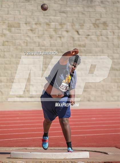 Thumbnail 3 in SacTown Races (Triple Jump and Shot Put) photogallery.