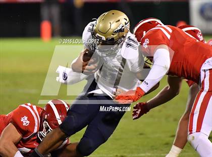 Thumbnail 3 in Mater Dei vs. St. John Bosco (CIF SS Division 1 Final) photogallery.