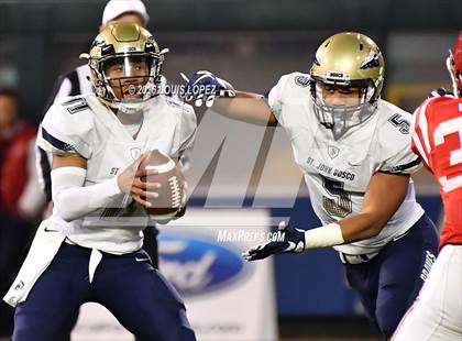 Thumbnail 2 in Mater Dei vs. St. John Bosco (CIF SS Division 1 Final) photogallery.