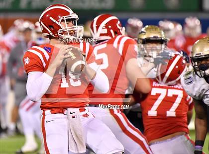 Thumbnail 1 in Mater Dei vs. St. John Bosco (CIF SS Division 1 Final) photogallery.