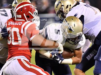 Thumbnail 1 in Mater Dei vs. St. John Bosco (CIF SS Division 1 Final) photogallery.