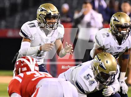 Thumbnail 2 in Mater Dei vs. St. John Bosco (CIF SS Division 1 Final) photogallery.