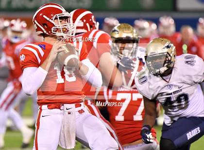Thumbnail 2 in Mater Dei vs. St. John Bosco (CIF SS Division 1 Final) photogallery.