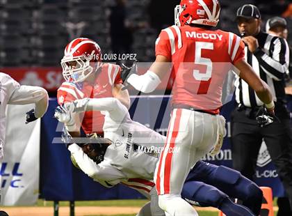 Thumbnail 1 in Mater Dei vs. St. John Bosco (CIF SS Division 1 Final) photogallery.
