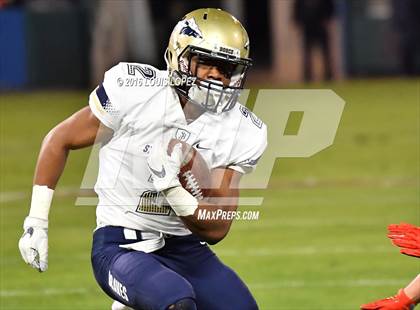 Thumbnail 2 in Mater Dei vs. St. John Bosco (CIF SS Division 1 Final) photogallery.