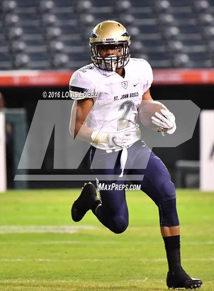 Thumbnail 2 in Mater Dei vs. St. John Bosco (CIF SS Division 1 Final) photogallery.