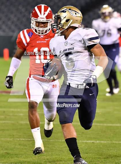 Thumbnail 1 in Mater Dei vs. St. John Bosco (CIF SS Division 1 Final) photogallery.