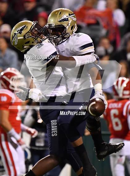 Thumbnail 3 in Mater Dei vs. St. John Bosco (CIF SS Division 1 Final) photogallery.
