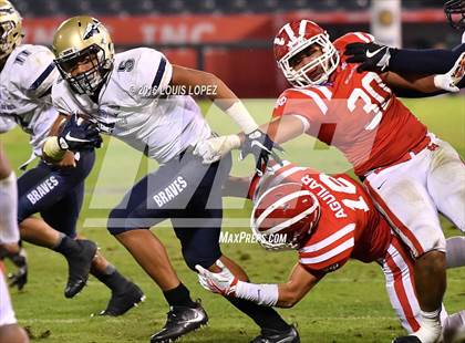 Thumbnail 3 in Mater Dei vs. St. John Bosco (CIF SS Division 1 Final) photogallery.