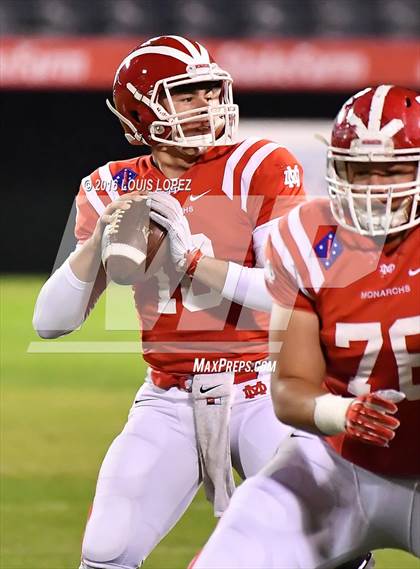 Thumbnail 1 in Mater Dei vs. St. John Bosco (CIF SS Division 1 Final) photogallery.
