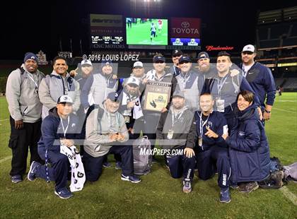 Thumbnail 2 in Mater Dei vs. St. John Bosco (CIF SS Division 1 Final) photogallery.