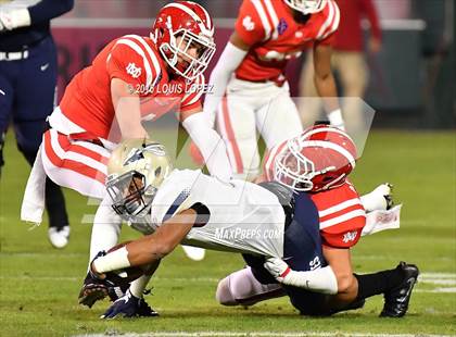 Thumbnail 3 in Mater Dei vs. St. John Bosco (CIF SS Division 1 Final) photogallery.