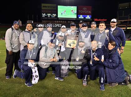 Thumbnail 3 in Mater Dei vs. St. John Bosco (CIF SS Division 1 Final) photogallery.