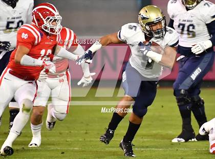 Thumbnail 3 in Mater Dei vs. St. John Bosco (CIF SS Division 1 Final) photogallery.
