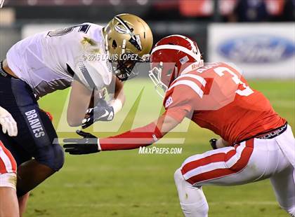 Thumbnail 3 in Mater Dei vs. St. John Bosco (CIF SS Division 1 Final) photogallery.