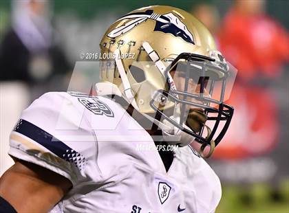 Thumbnail 1 in Mater Dei vs. St. John Bosco (CIF SS Division 1 Final) photogallery.
