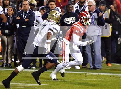 Thumbnail 1 in Mater Dei vs. St. John Bosco (CIF SS Division 1 Final) photogallery.